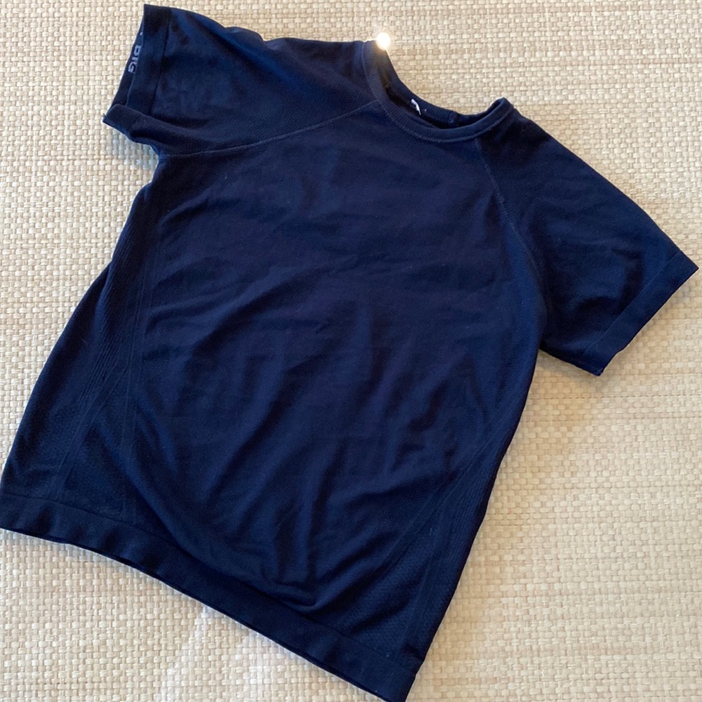 Athleta Girl Size Small (7) Black Top
